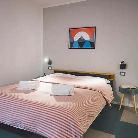Apartment New With Patio Syrakus